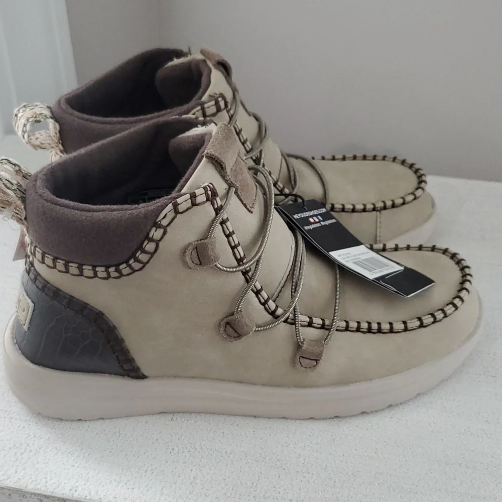 HEY DUDE ELOISE BOOTS - Picture 2 of 11